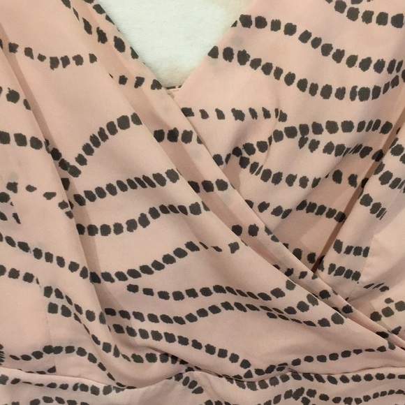 cAbi Blush Grey Print Dress Top Size 4 NWOT zipper - Picture 3 of 14
